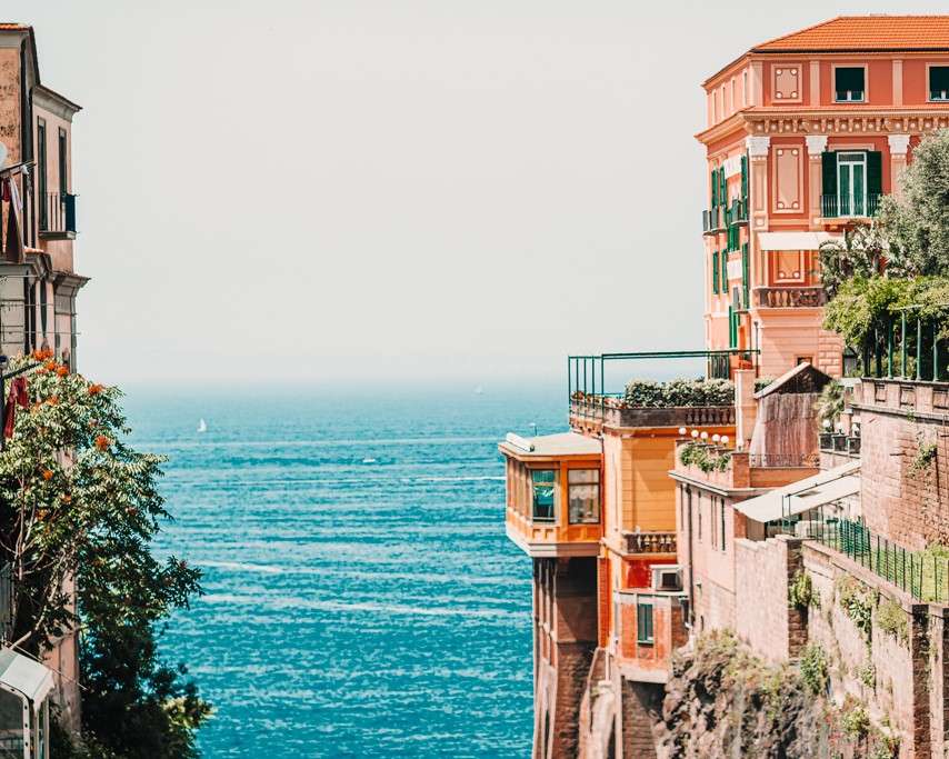 Blick auf den Golf von Neapel in Sorrent Puzzlespiel online