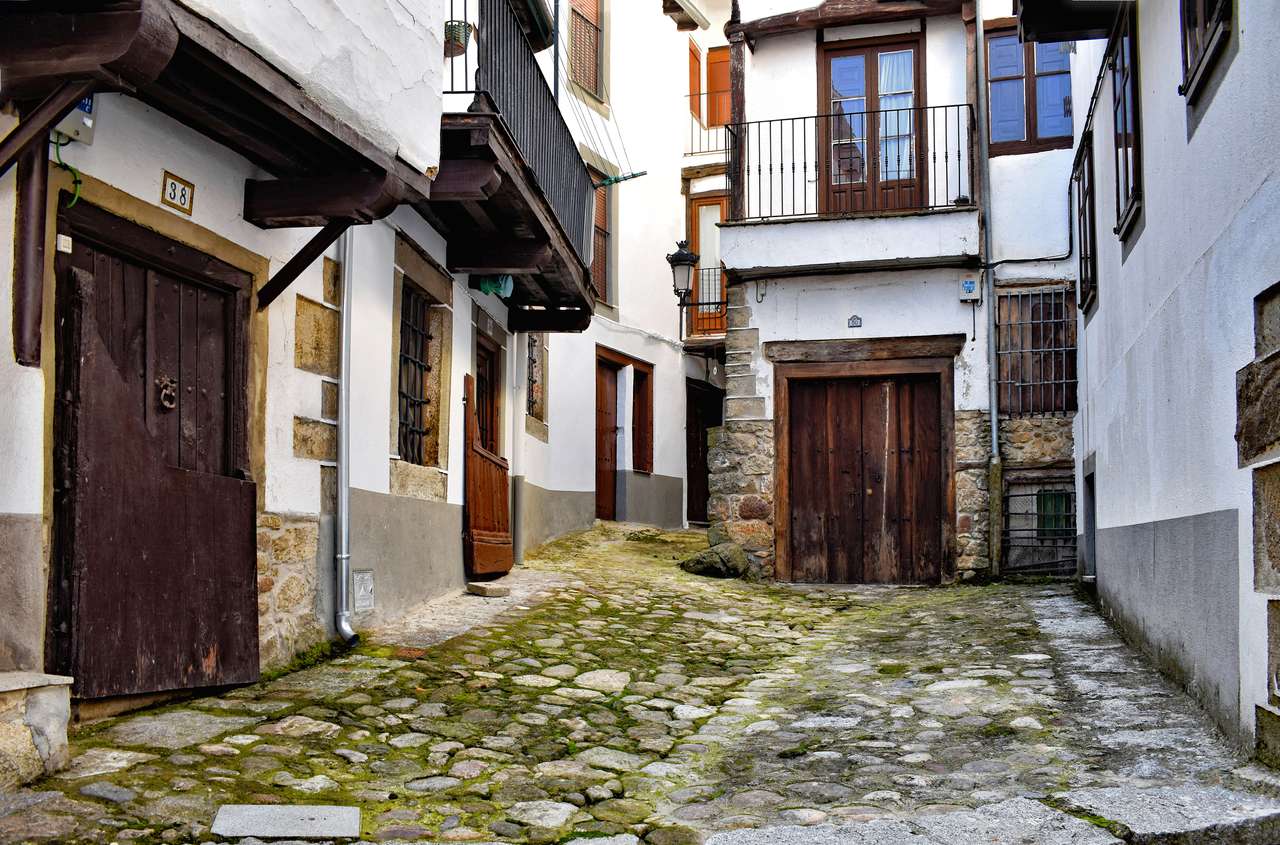 Candelario, gyönyörű város Spanyolországban kirakós online