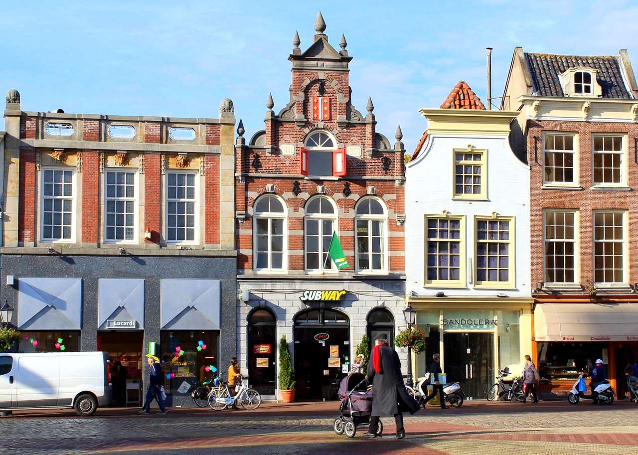 De stad Gouda in Nederland (waar de beroemde kaas wordt gemaakt) online puzzel