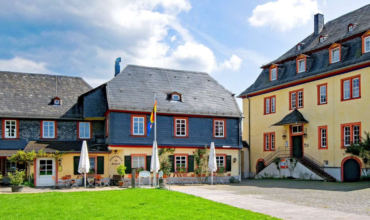 A Schloss Wehen kastély maradványai kirakós online