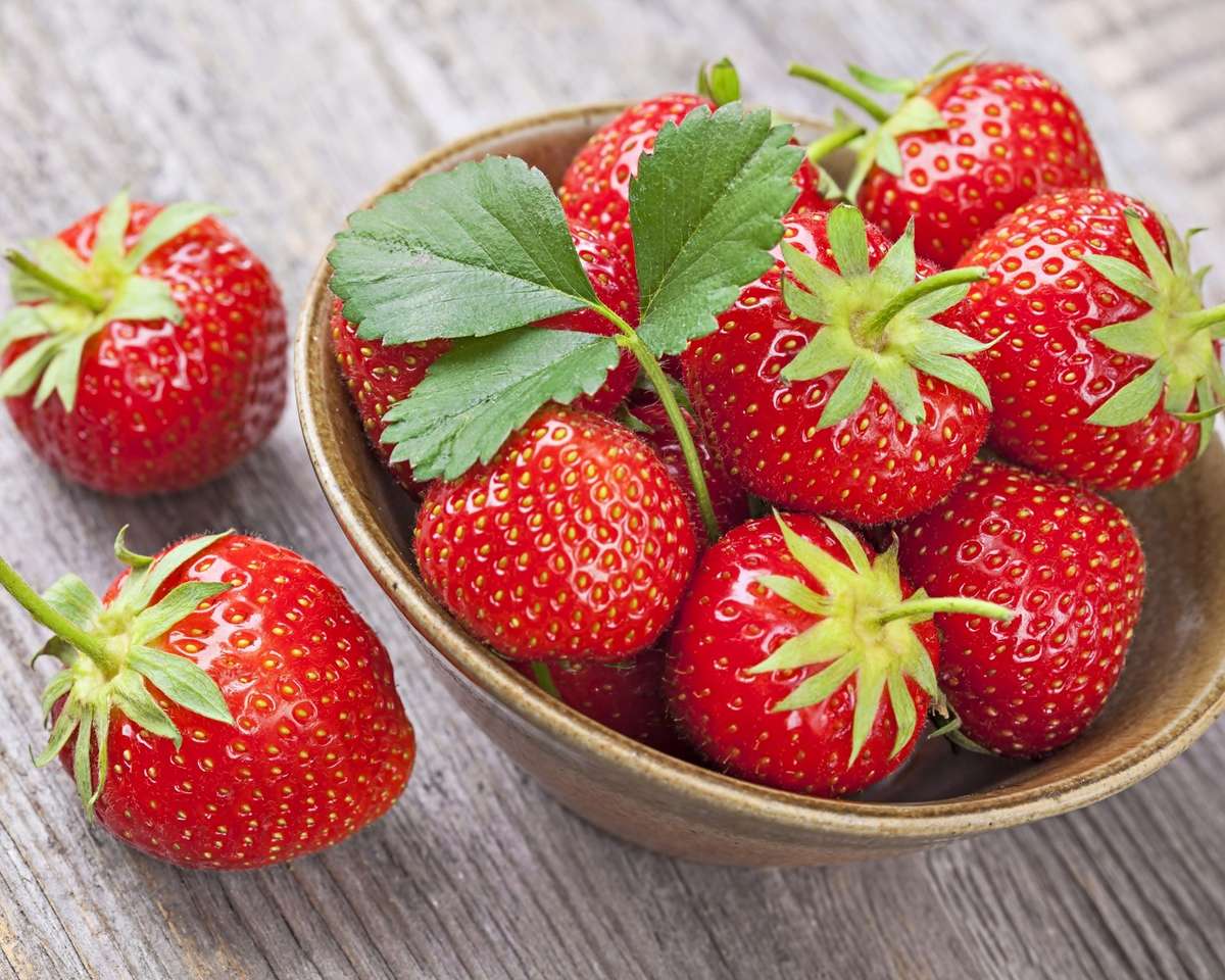 Erdbeeren in einer Schüssel Online-Puzzle