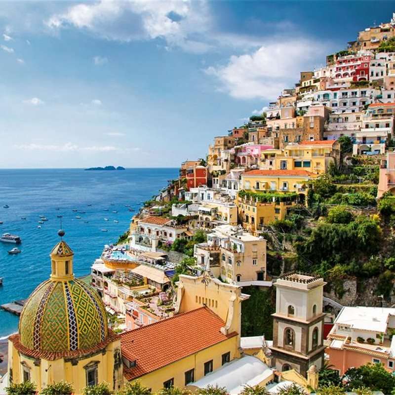 Une ville sur les rochers en Italie puzzle en ligne