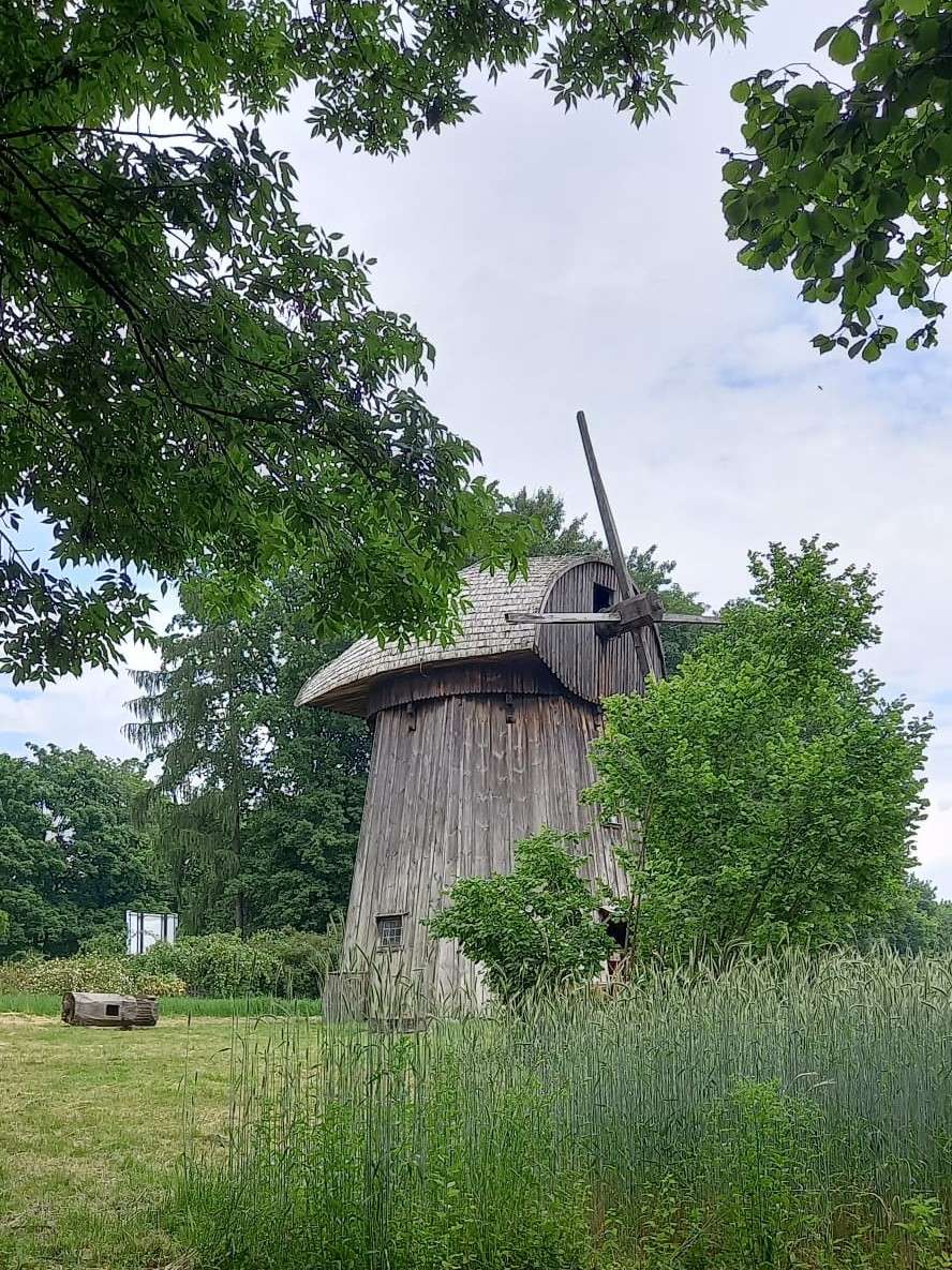 Mühle im Freilichtmuseum Online-Puzzle
