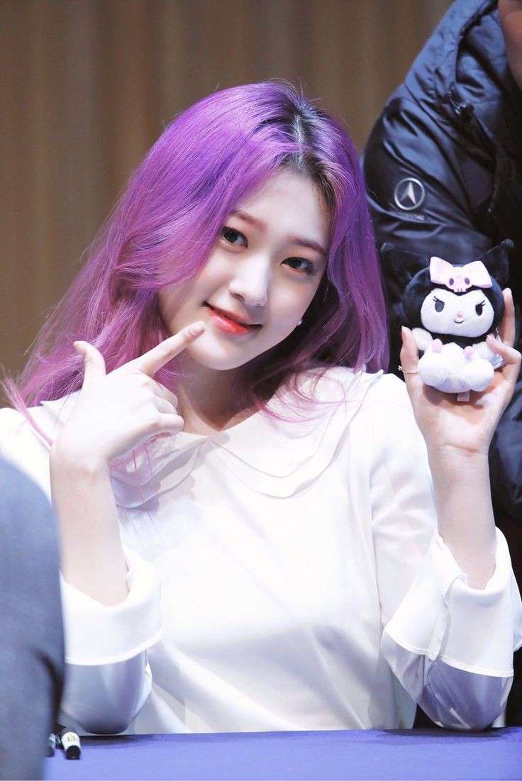 Choerry (ex loona) puzzle online