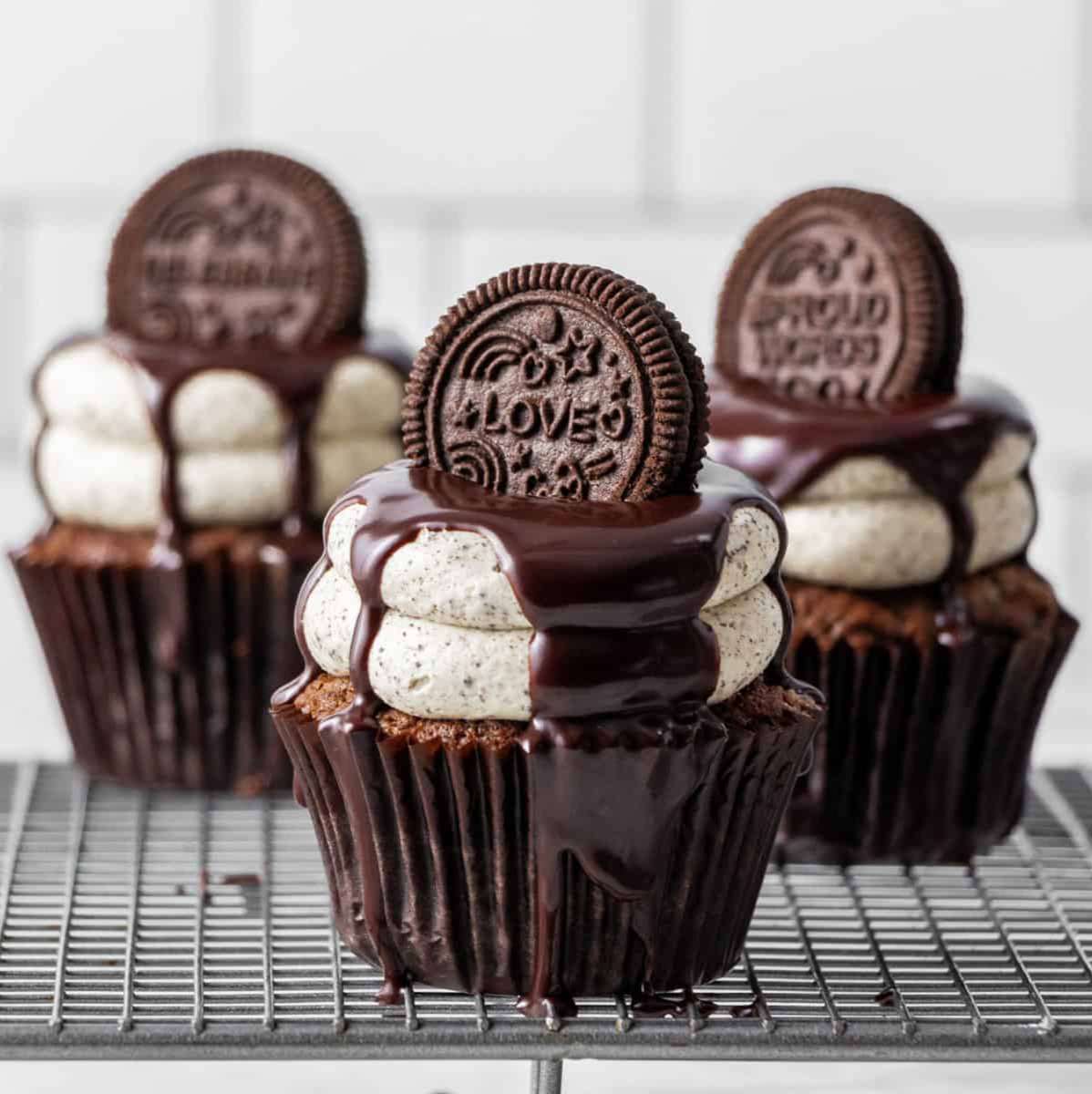 Cookies and Cream Cupcakes online puzzle