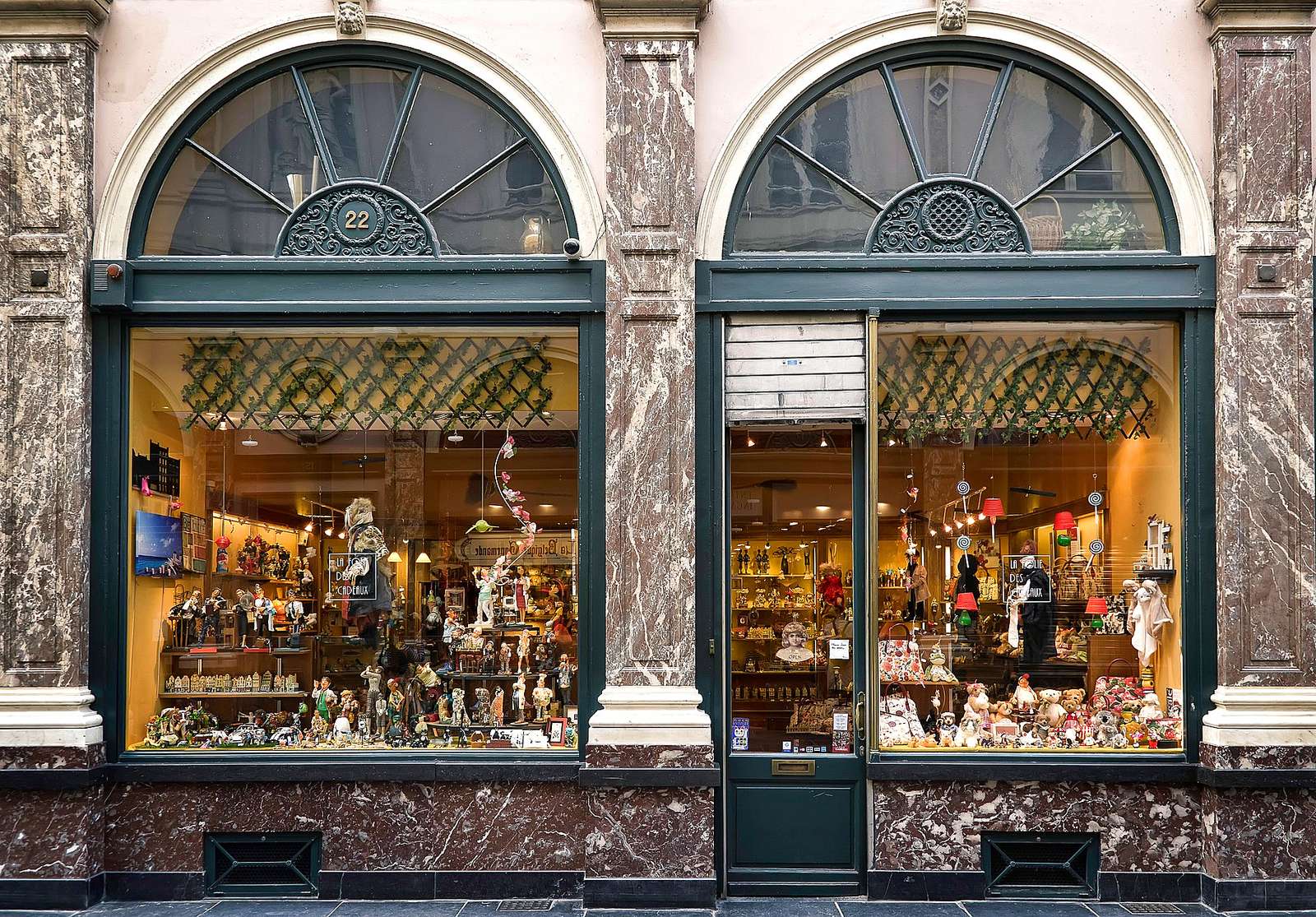 Магазин за сувенири в Брюксел онлайн пъзел
