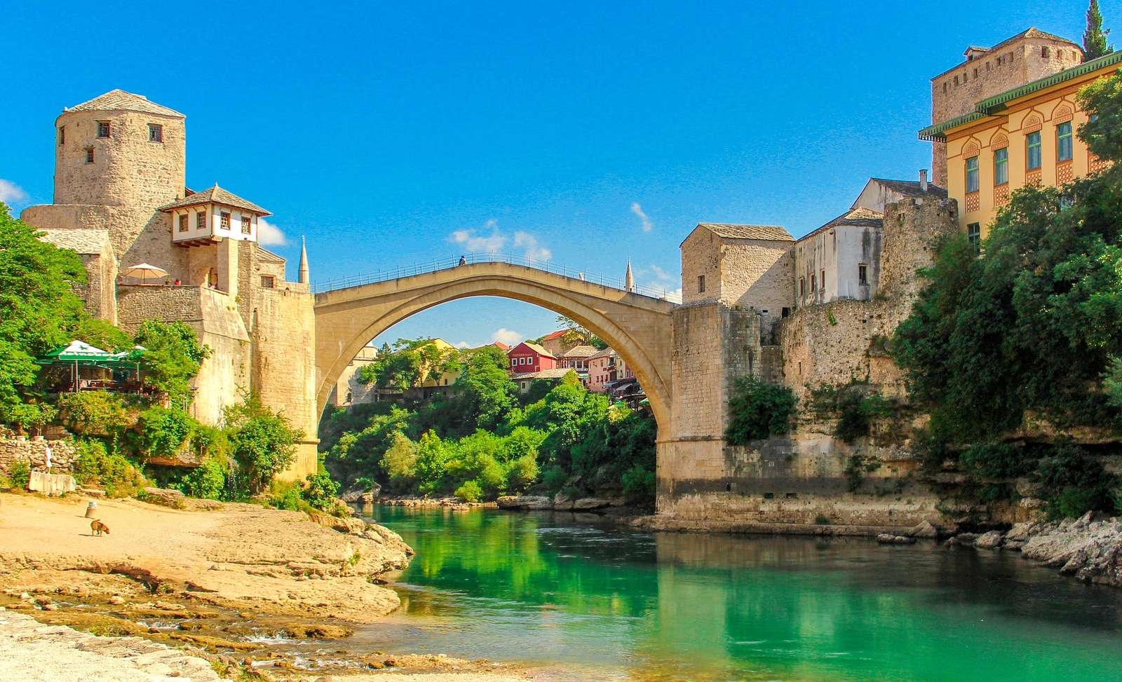 Vieux pont de pierre à Mostar puzzle en ligne