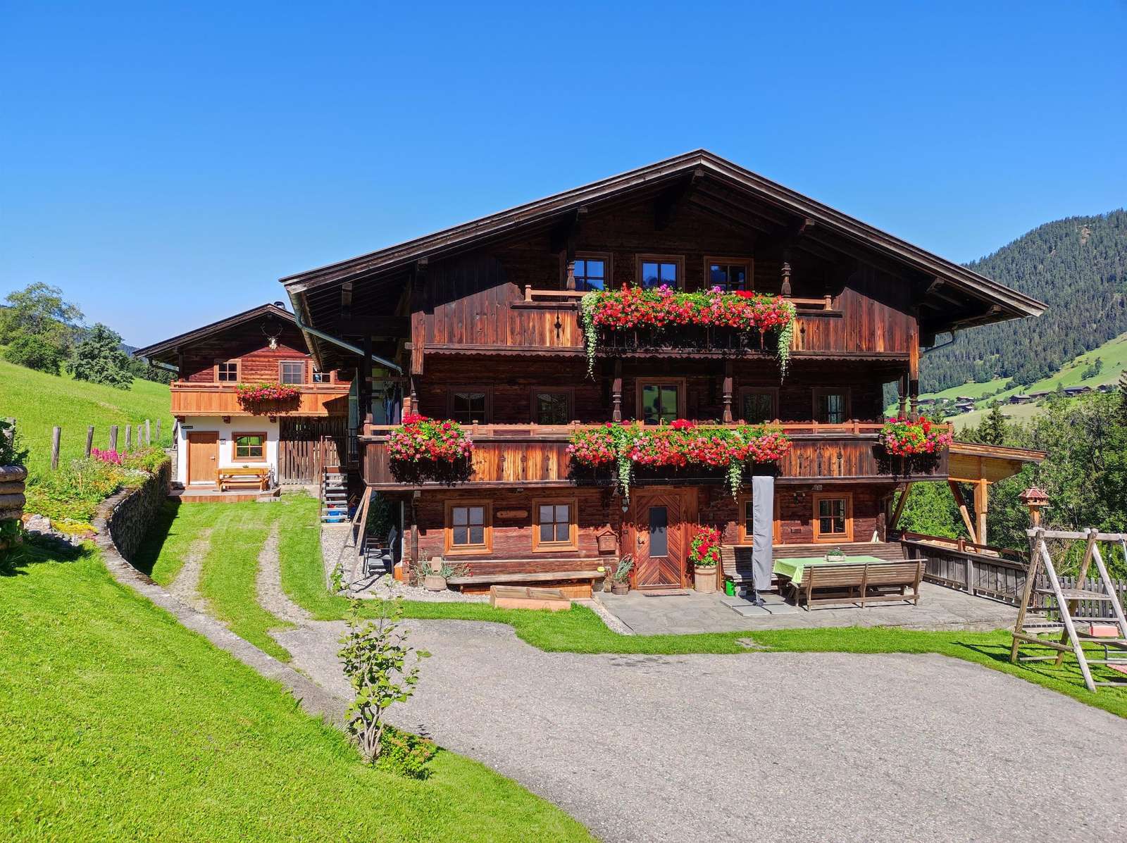 Alpbach Tyrolsko Rakousko skládačky online