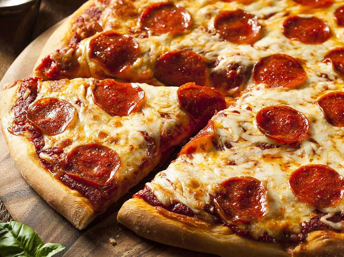 szalámis pizza online puzzle