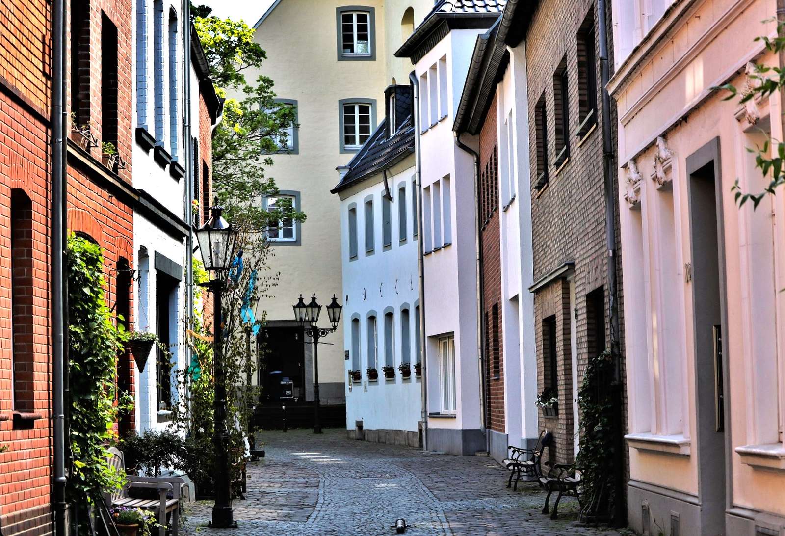 Pintoresco callejón en Kempen (Alemania) rompecabezas en línea