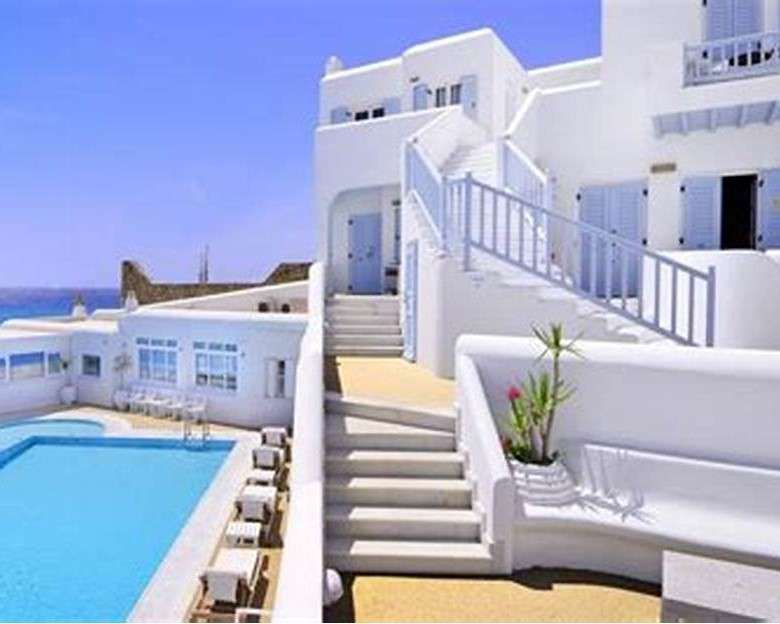 Хотел в Миконос онлайн пъзел