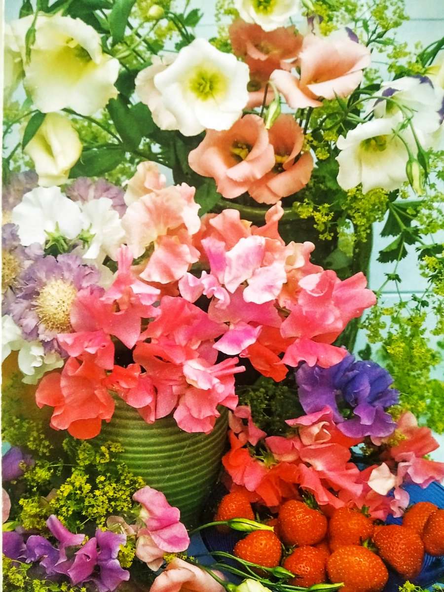 flores e morangos puzzle online