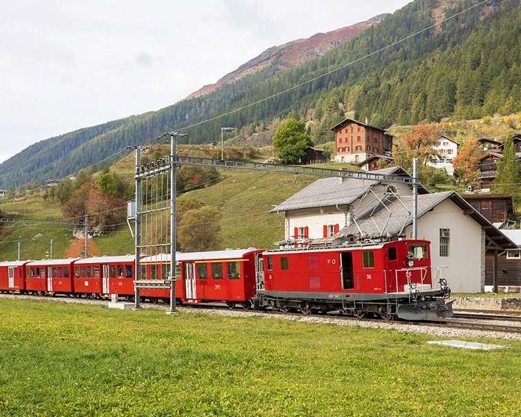 Τρένο στα βουνά παζλ online