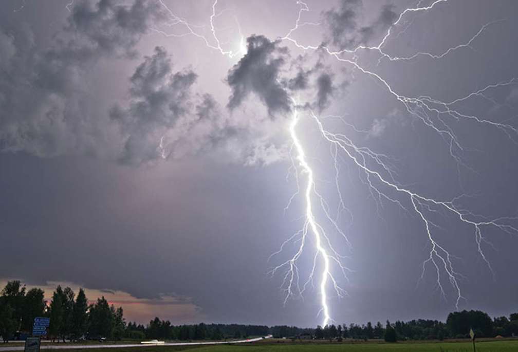 like a bolt from a clear sky jigsaw puzzle online