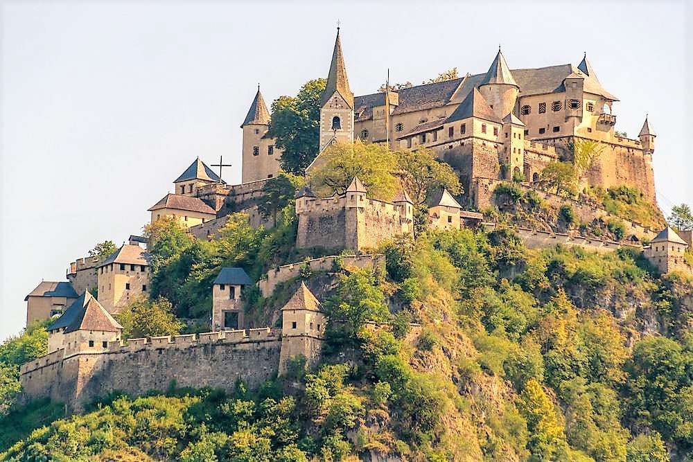 Замок Хохостервіц, Каринтія, Австрія пазл онлайн