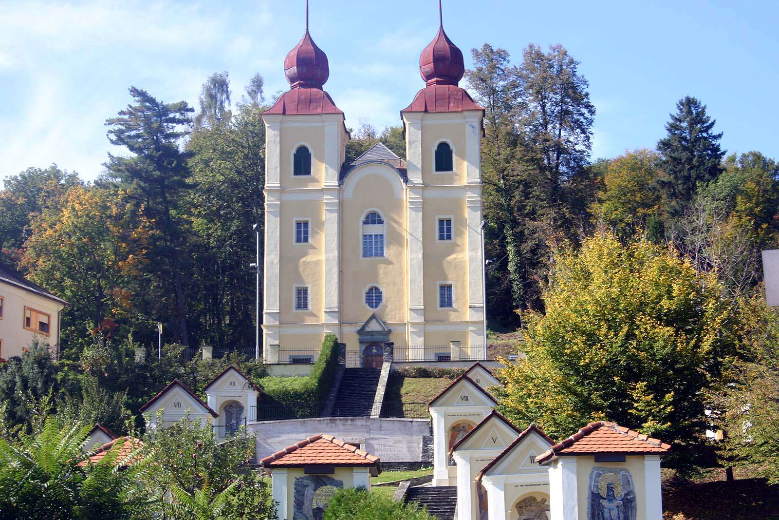 Klagenfurt Kreuzberglkirche Carintia Austria jigsaw puzzle online