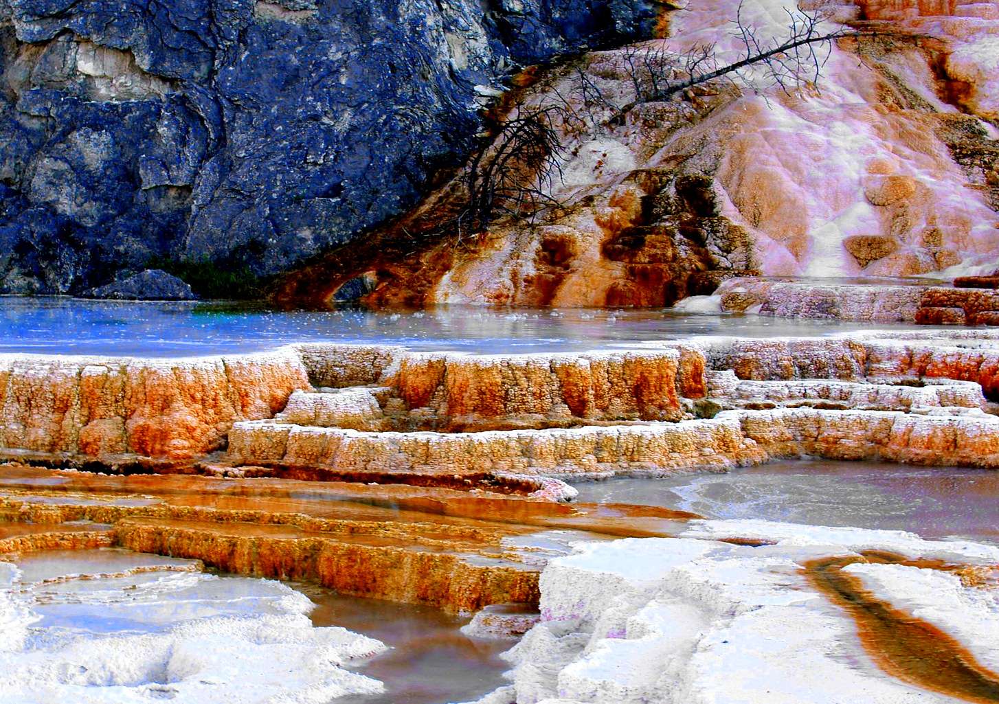 Mammoth Hot Springs online puzzle