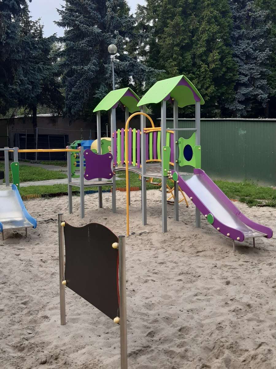 slide in the playground online puzzle