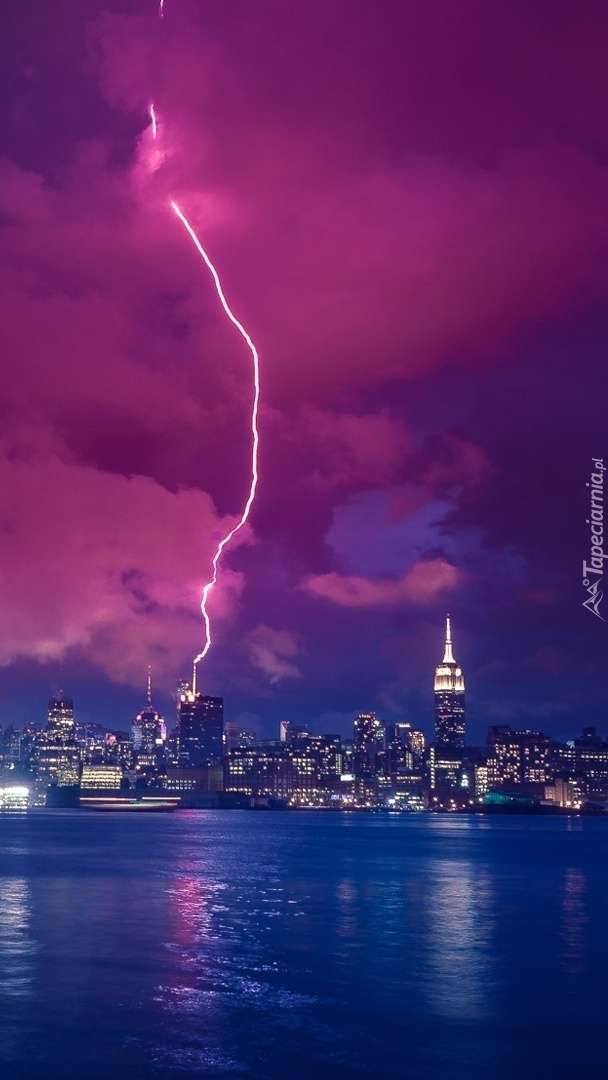 onweer boven New York legpuzzel online