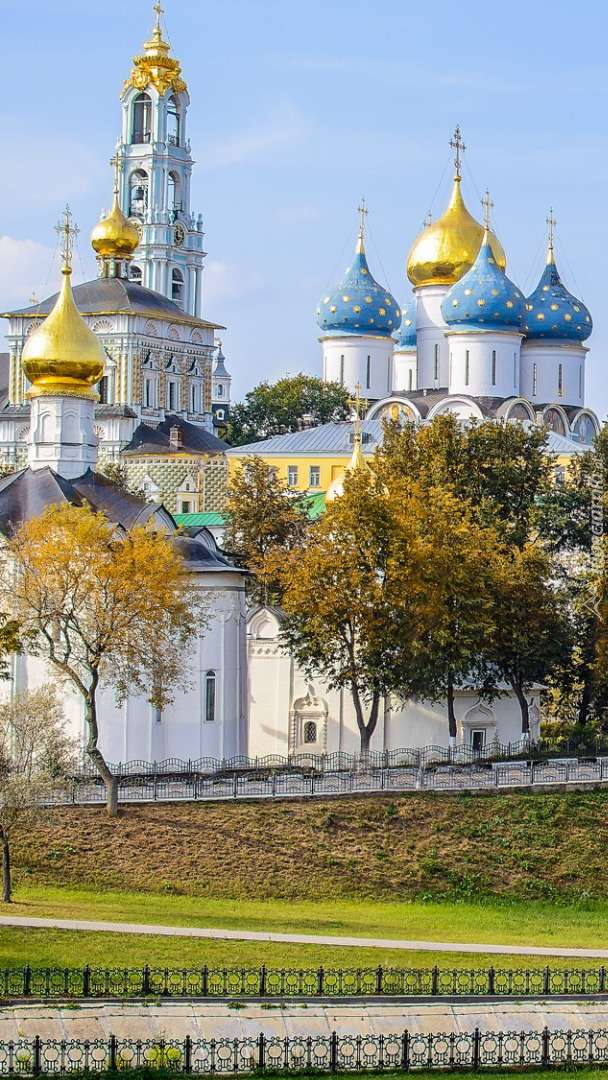 Kloster Troitsko-Sergieev Lavra Online-Puzzle