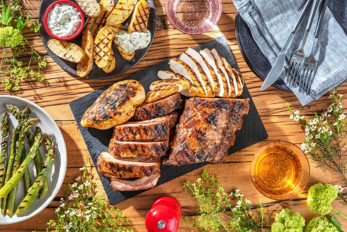 Grilled Applewood Smoked Chicken & Ribs jigsaw puzzle online