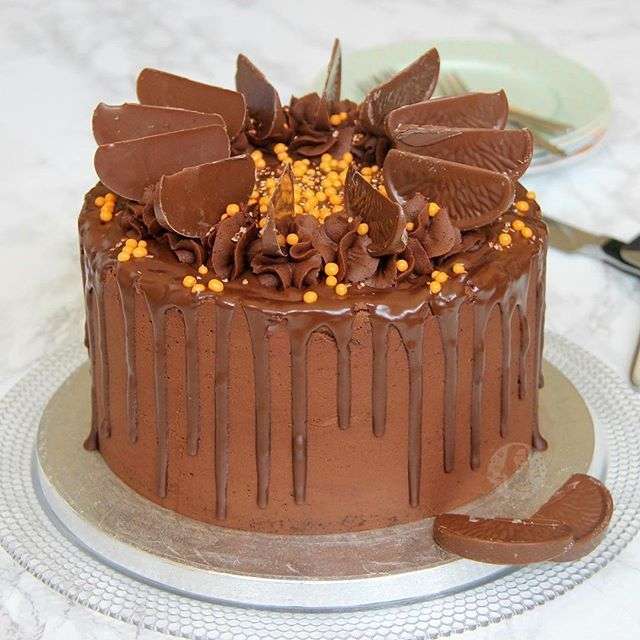 Шоколадный торт пазл онлайн