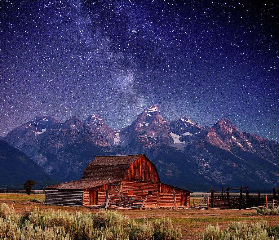 Old shed in the mountains jigsaw puzzle online