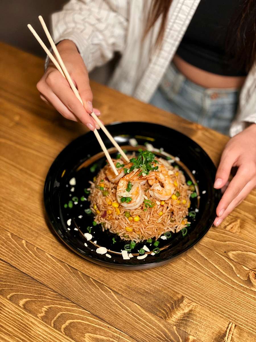 Rýže s krevetami skládačky online