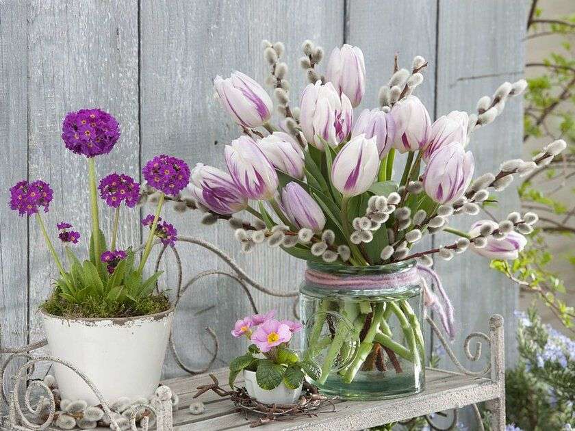 Пролетни цветя онлайн пъзел