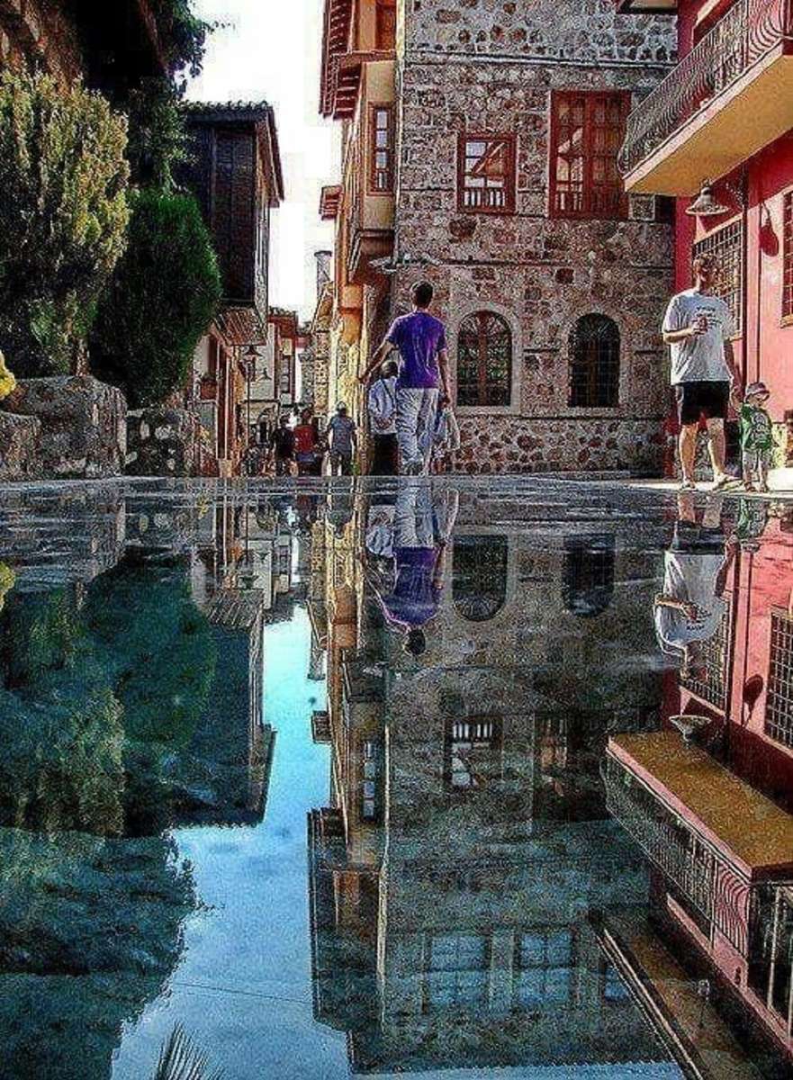 Дзеркальна вулиця - Стамбул - Туреччина пазл онлайн