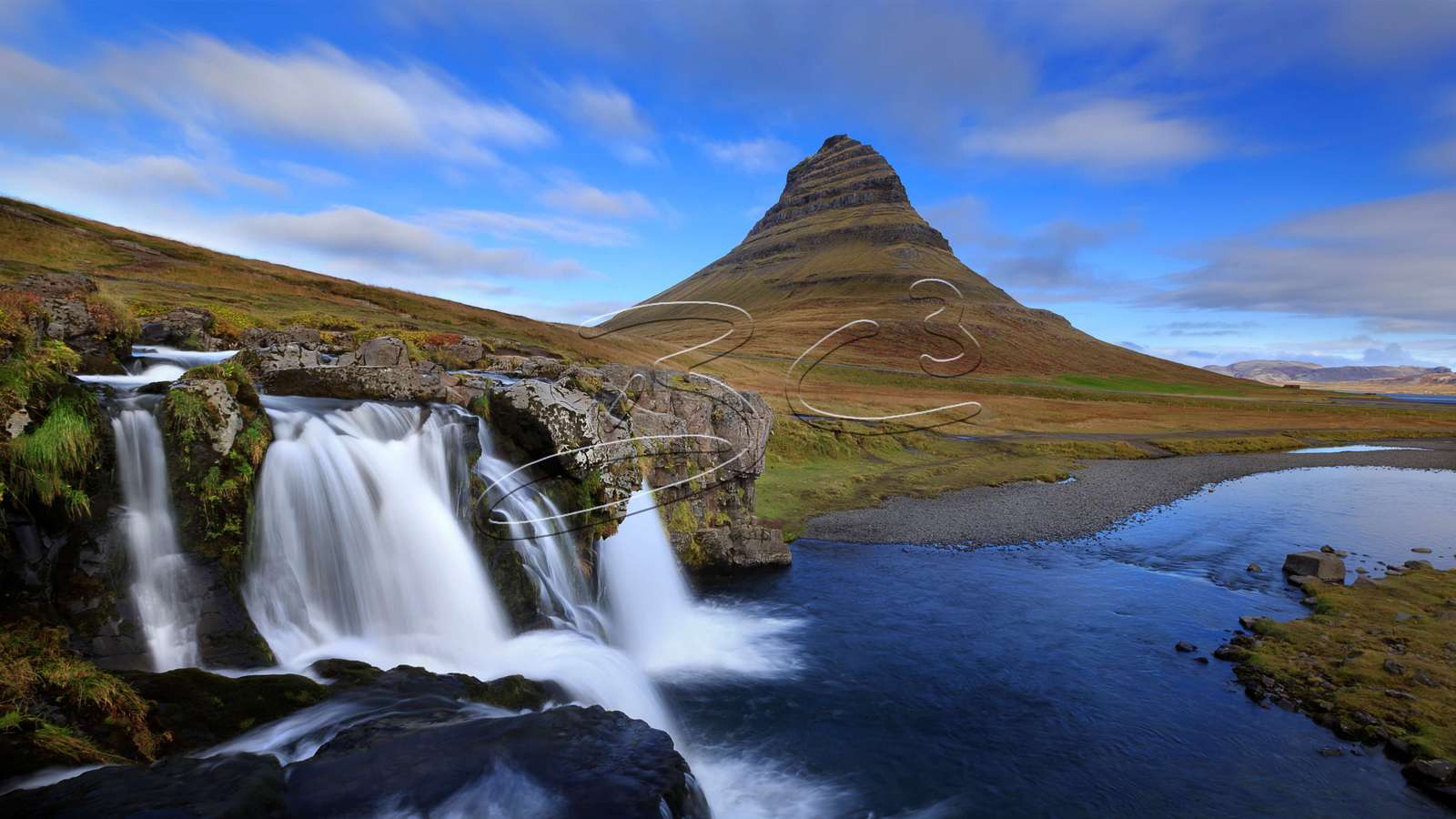 Cachoeiras na Islândia quebra-cabeças online