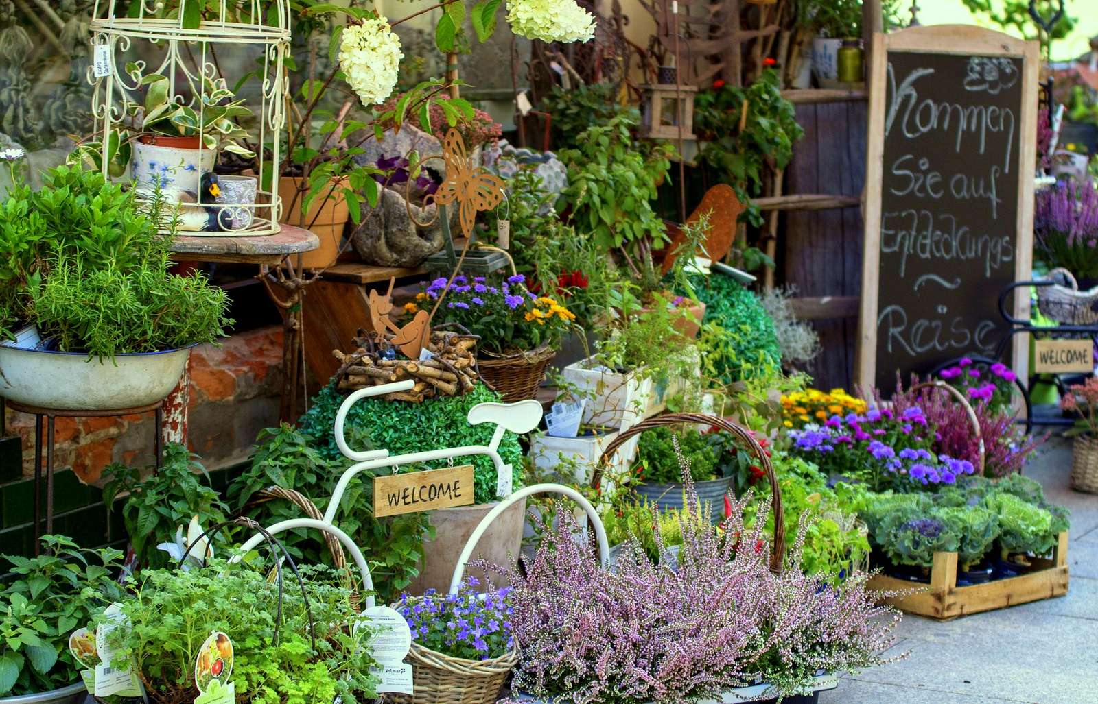 För hem och trädgård - blomstermarknad (Tyskland) Pussel online