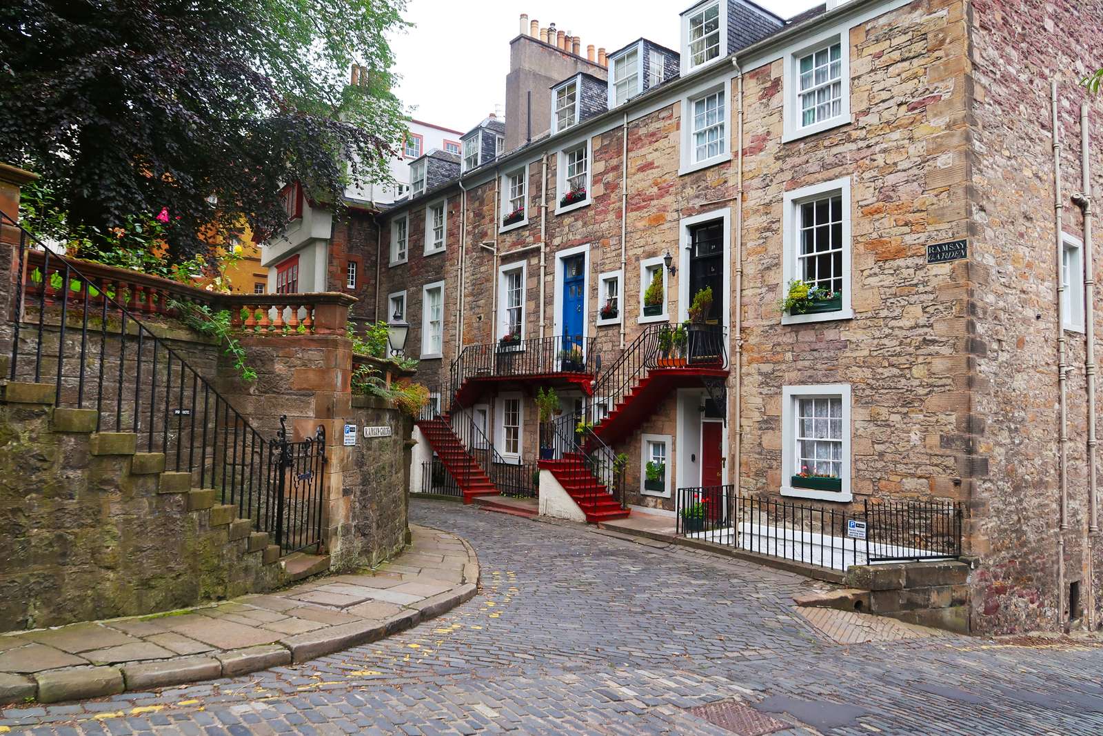 Ramsay Garden, Edinburgh, Verenigd Koninkrijk legpuzzel online