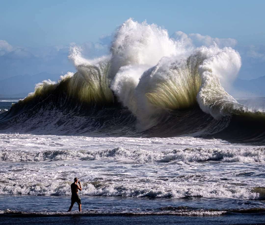 Океанские волны пазл онлайн