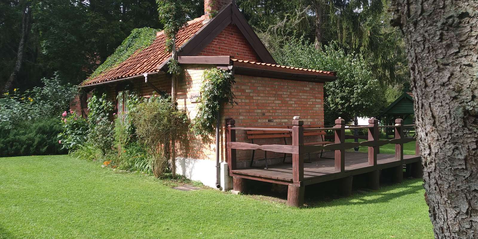 Hus med veranda pussel på nätet