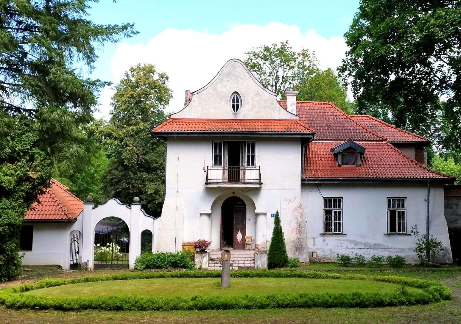Vila histórica em Nałęczów (Polônia) quebra-cabeças online