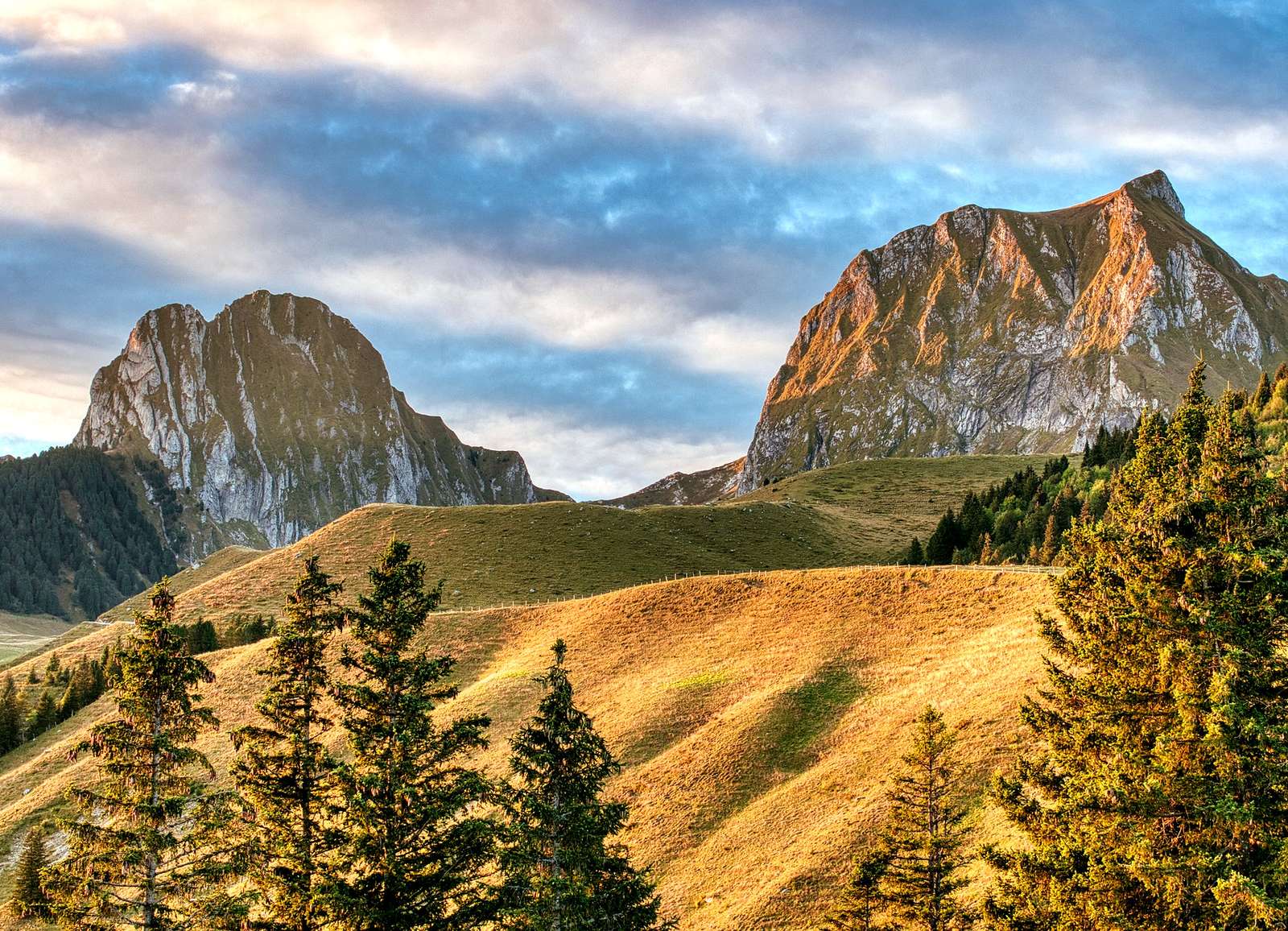 Планински пейзаж - Швейцария онлайн пъзел