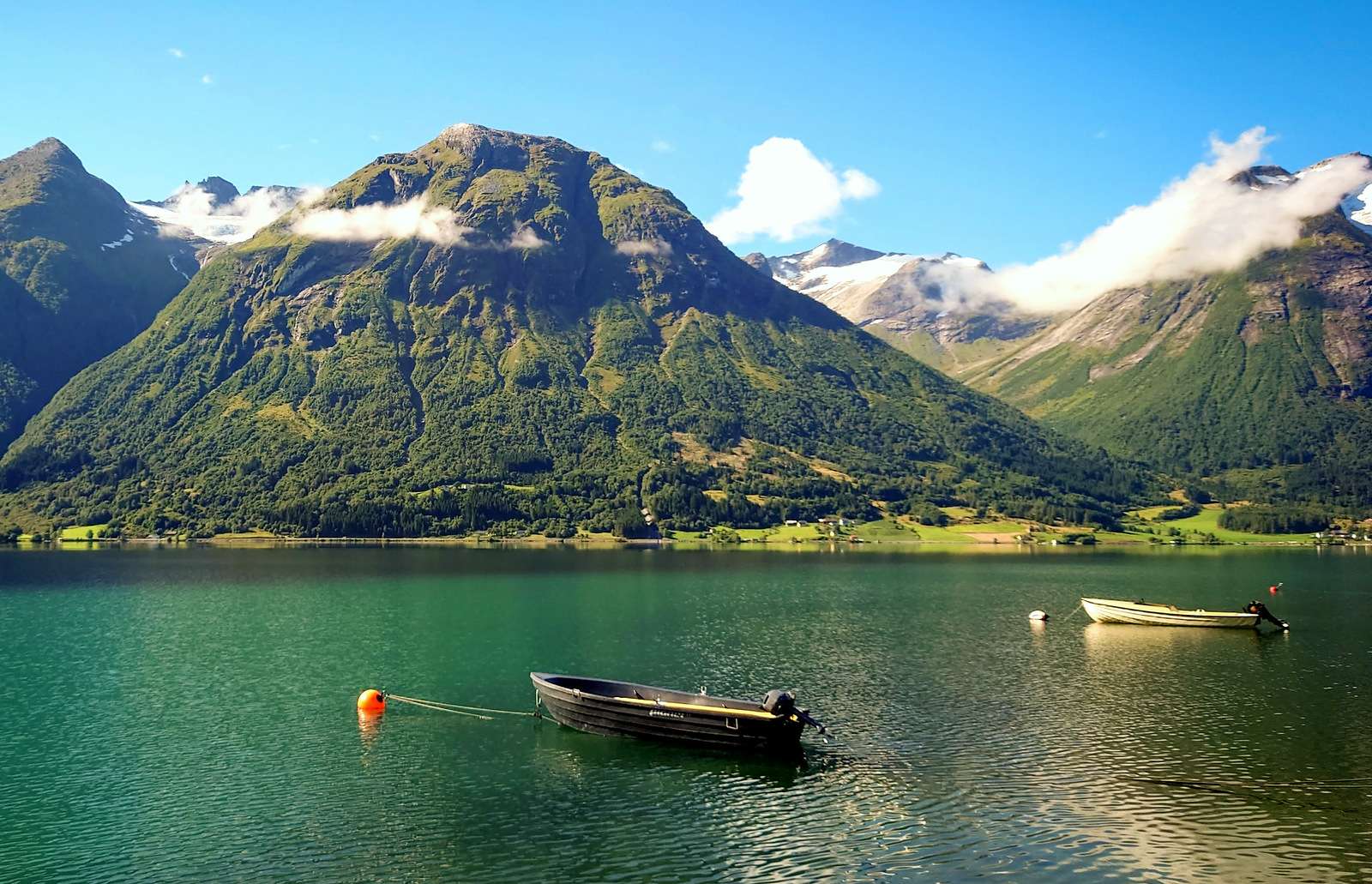 Lago na Noruega puzzle online