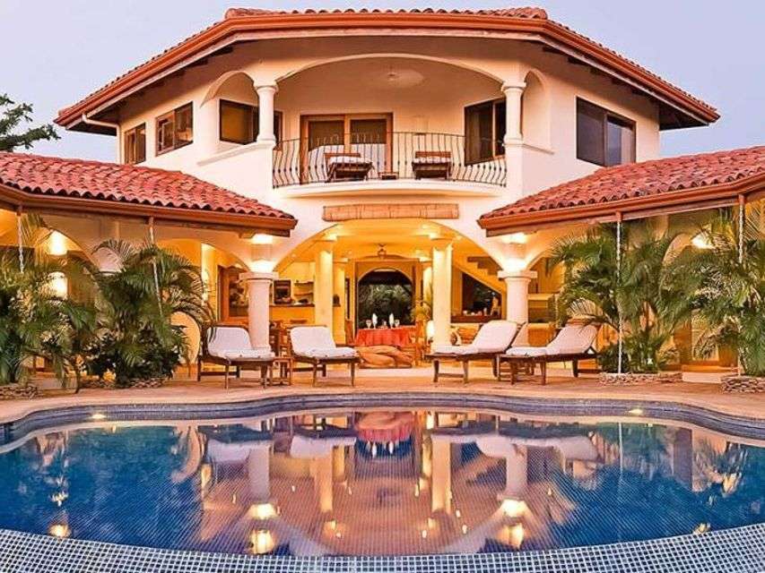 Villa medencével kirakós online