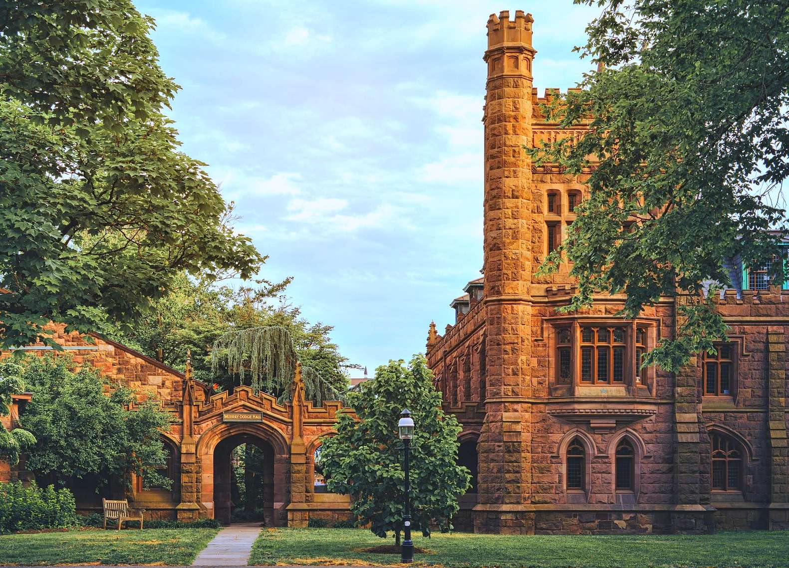 Edifício romântico - Universidade de Princeton puzzle online