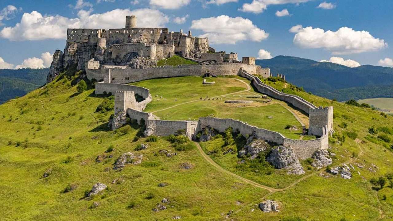 Castelul Spiš puzzle online