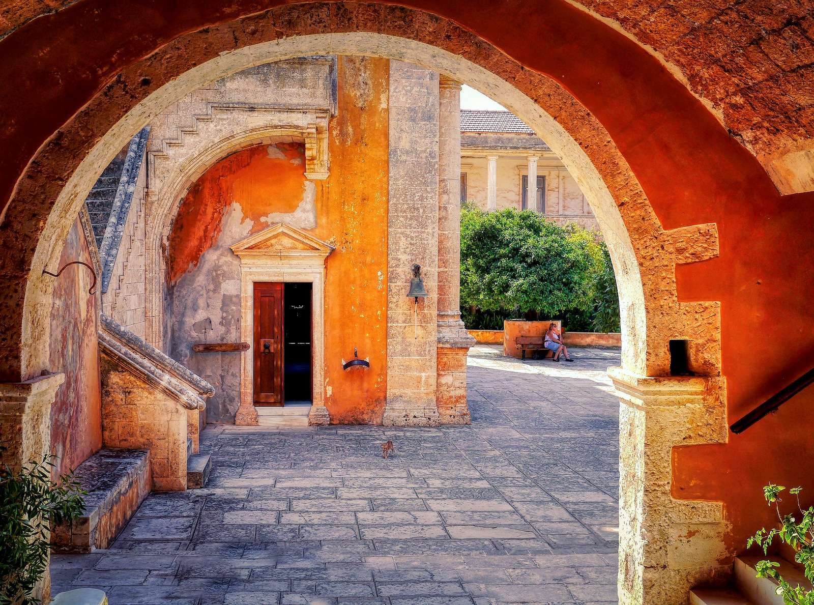 Porte du monastère - Grèce, Crète. puzzle en ligne