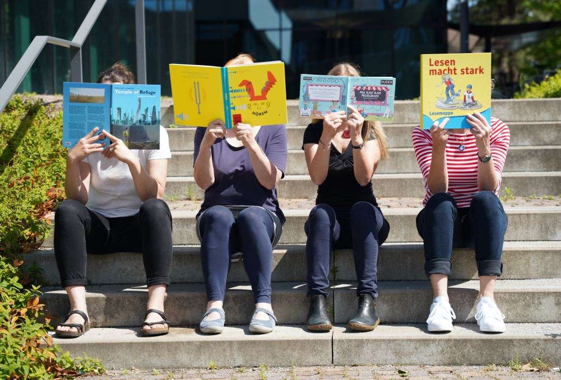 Das Team der Akademie für Leseförderung Puzzlespiel online