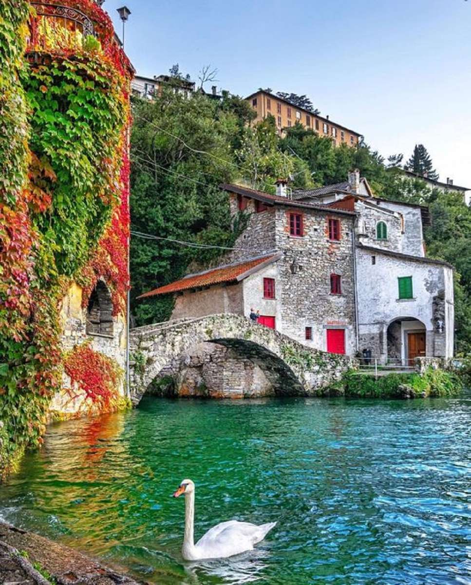 Λίμνη Κόμο - Ιταλία παζλ online