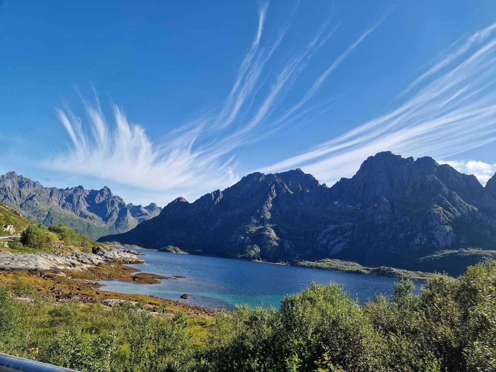 O céu é como a Noruega pintada puzzle online