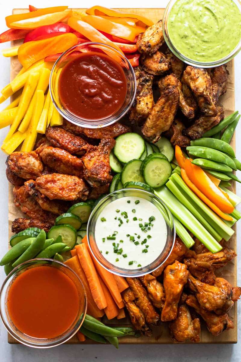 Chicken Wing Charcuterie Board online puzzle