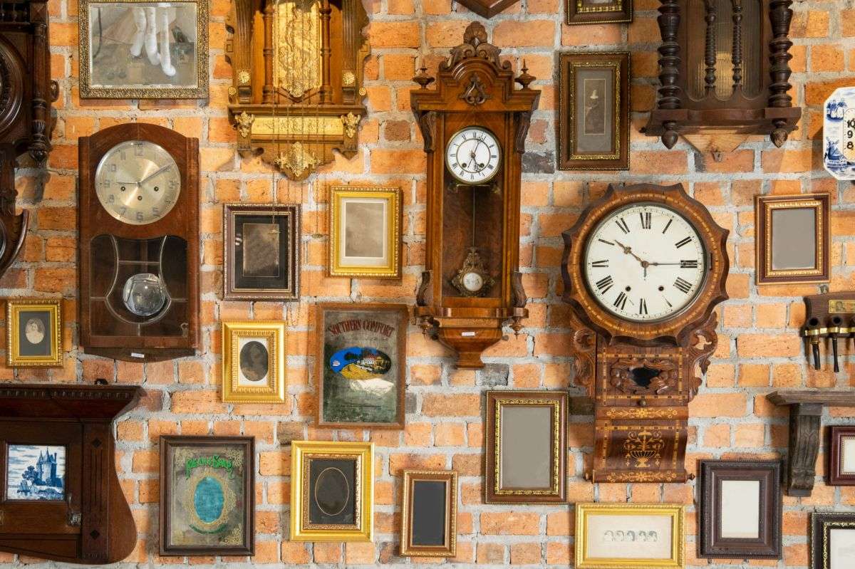 Old clocks jigsaw puzzle online