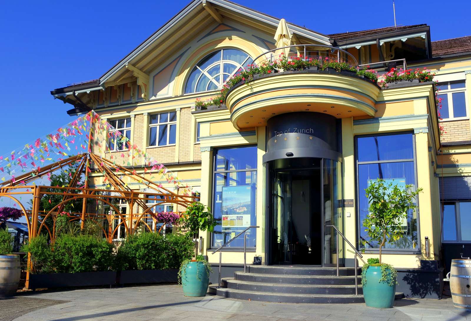 Hotel Uto Kulm en la montaña Uetliberg en Suiza rompecabezas en línea