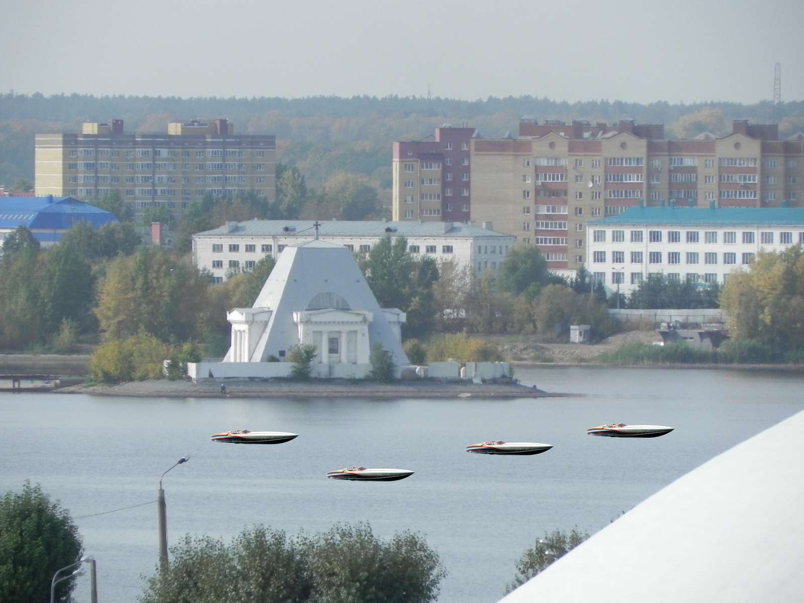 Kazan Nesmelova Wide Boat Speedboat pussel på nätet
