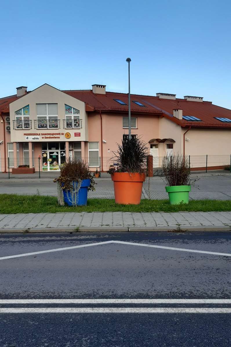 νηπιαγωγείο στο Sandomierz παζλ online